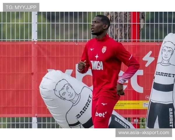 博格巴复出首秀完成,时隔26个月重返绿茵场 博格巴复出首秀完成,时隔26个月重返绿茵场